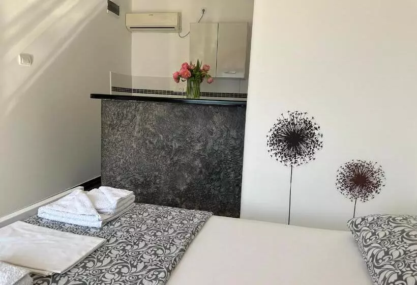 پانسیون Accommodation Tomcuk
