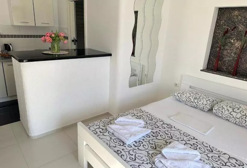 پانسیون Accommodation Tomcuk