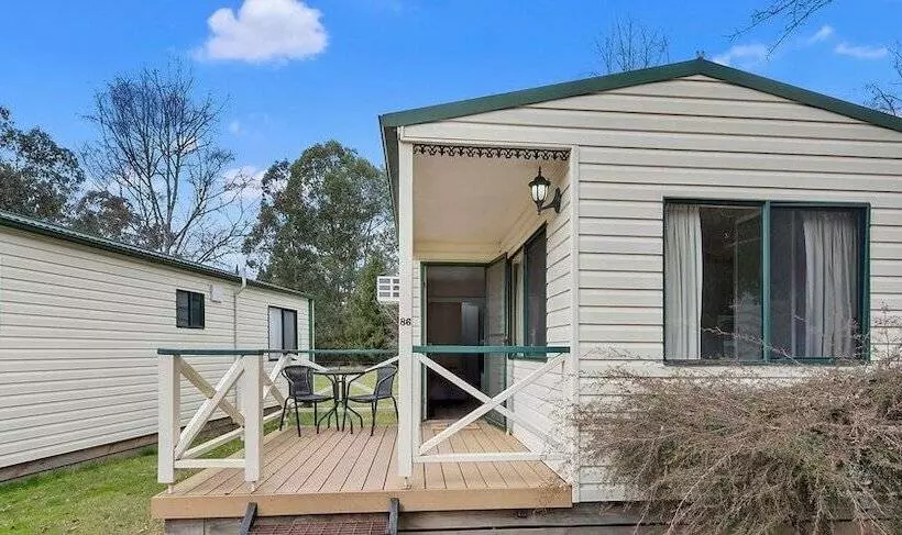 ホテル Porepunkah Pines Holiday Park