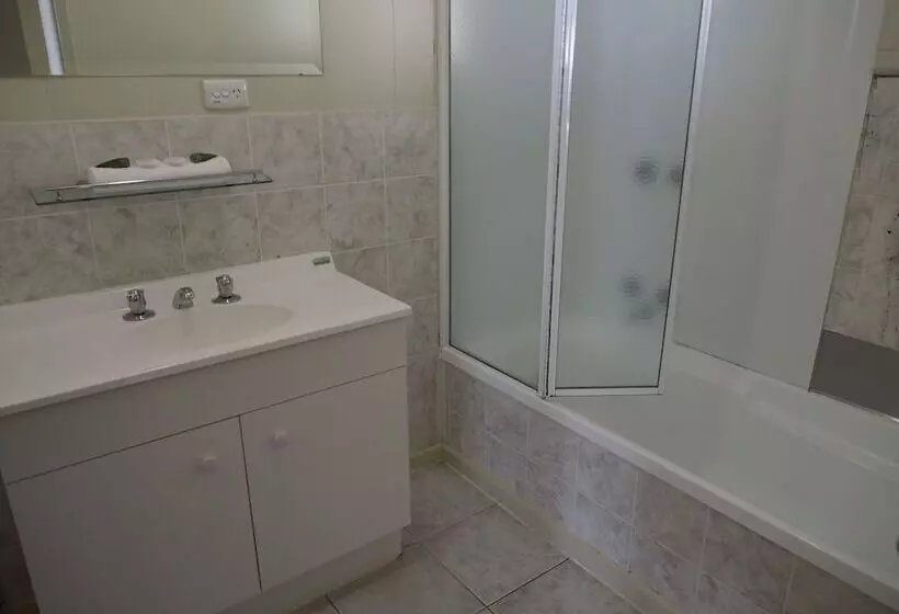 ホテル Porepunkah Pines Holiday Park