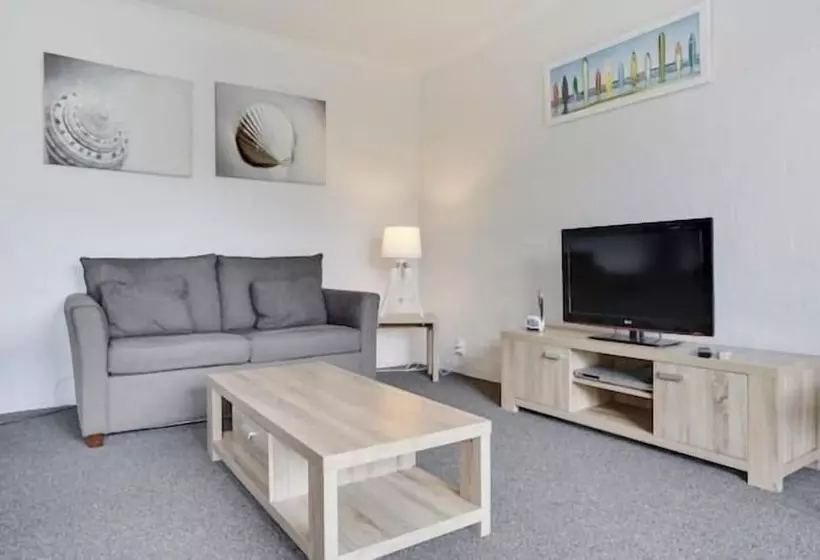 Ocean Drive Apartments