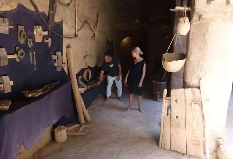 Majatalo Camp Adounia