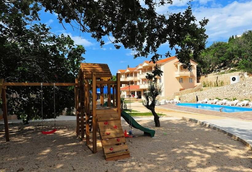 Lastura Aparthotel & Mobile Homes