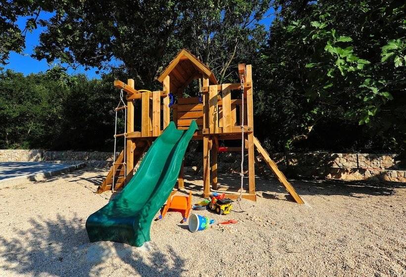 Lastura Aparthotel & Mobile Homes