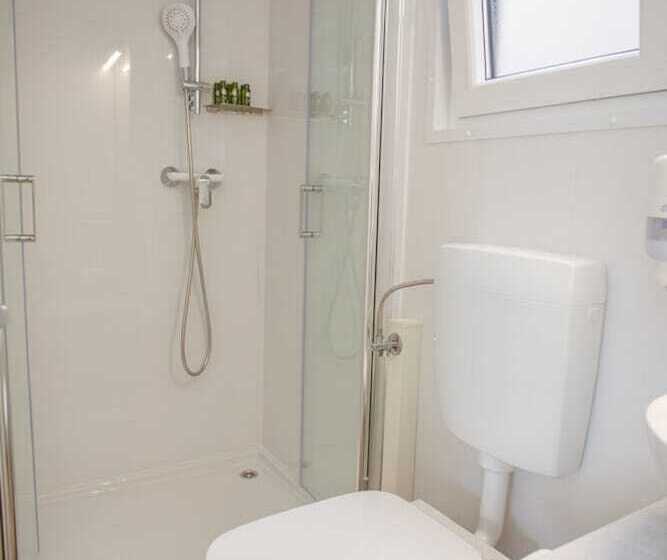 Lastura Aparthotel & Mobile Homes