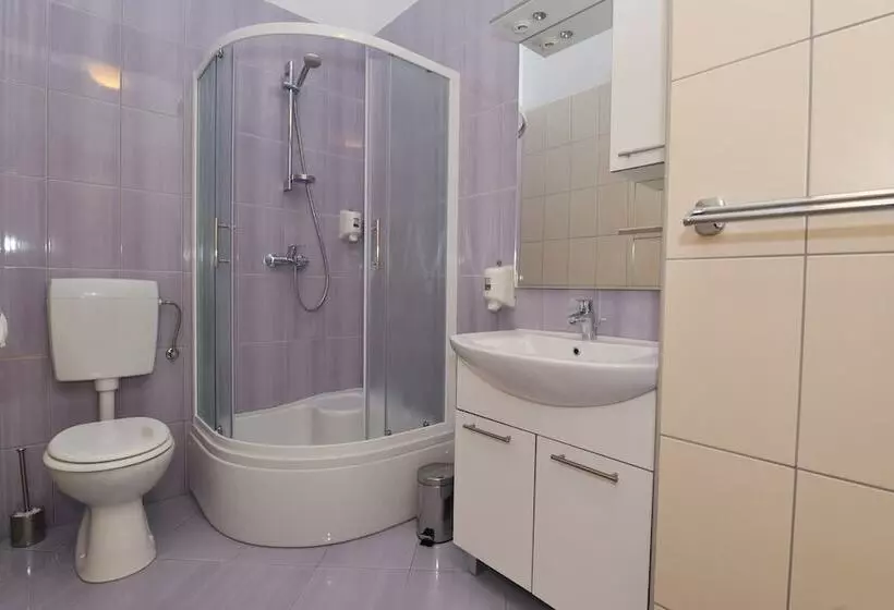 Lastura Aparthotel & Mobile Homes