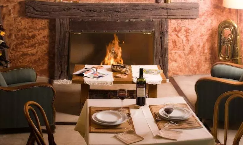 Hotelli Golden Lodge