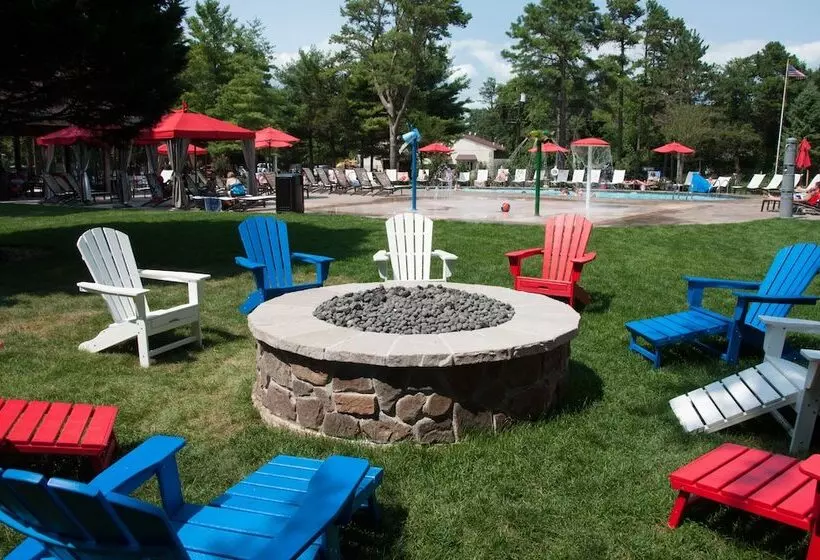 Hotelli Sea Pines Rv Resort & Campground