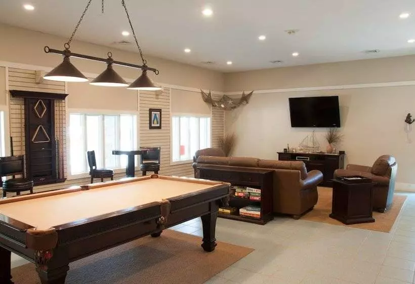 Hotelli Sea Pines Rv Resort & Campground