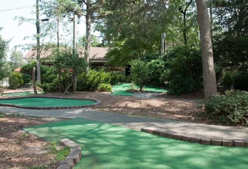 Hotelli Sea Pines Rv Resort & Campground