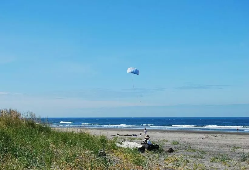 Long Beach Rv & Camping Resort