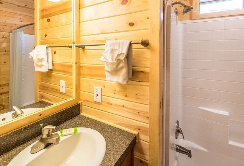 Long Beach Rv & Camping Resort