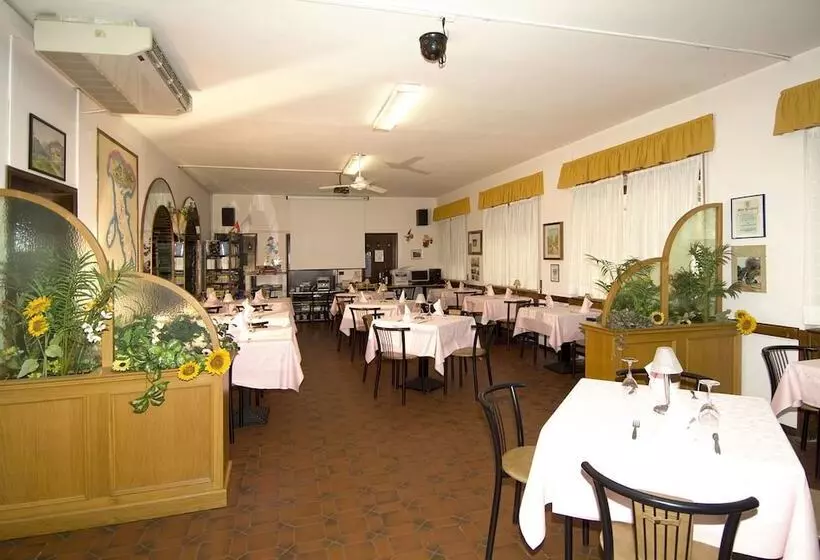 Camping Hotel Au Lac De Como