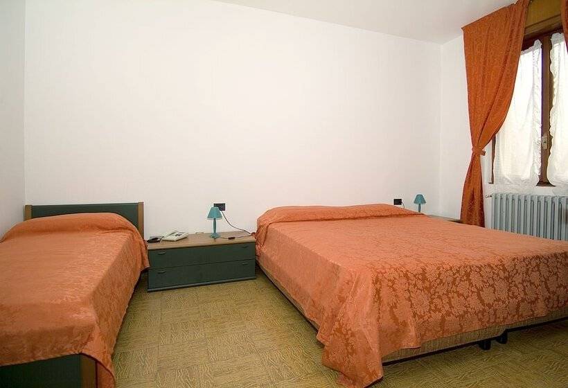 Camping Hotel Au Lac De Como