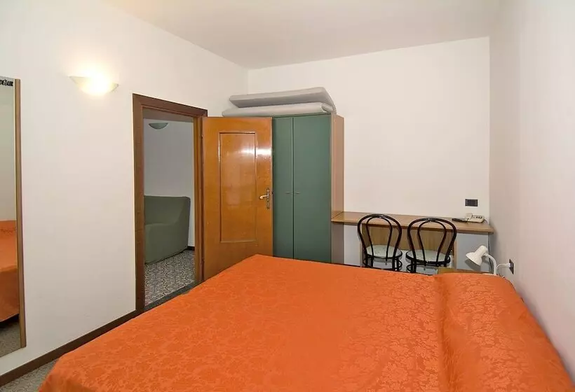 Camping Hotel Au Lac De Como