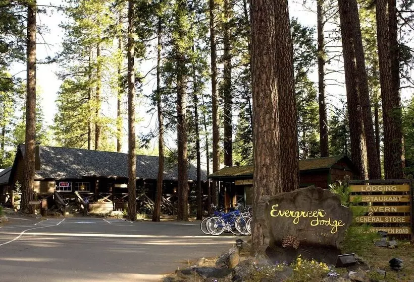 Hotelli Evergreen Lodge at Yosemite