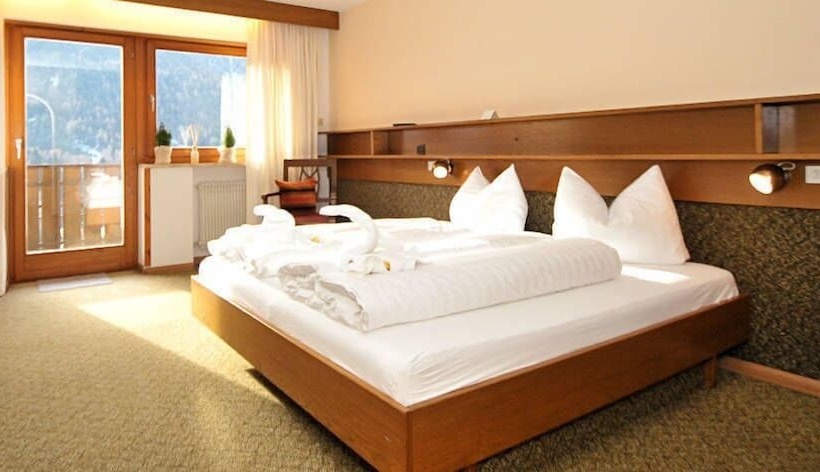 Отель Raschötzhof