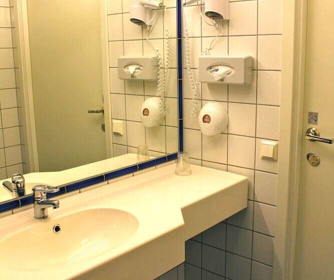 בית מלון כפרי Vätterledens Stugrum