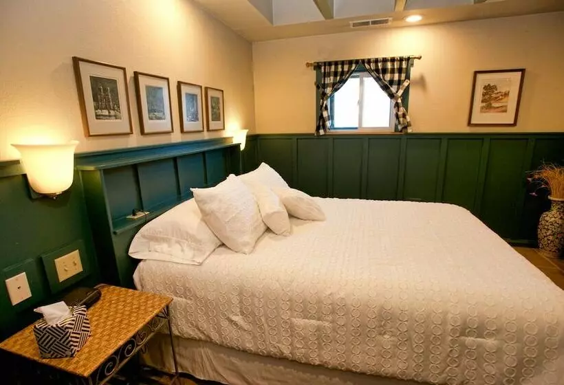 Cottage Inn By Casago Mccall  Donerightmanagement