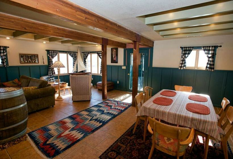 Cottage Inn By Casago Mccall  Donerightmanagement