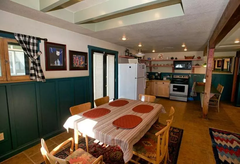 Cottage Inn By Casago Mccall  Donerightmanagement