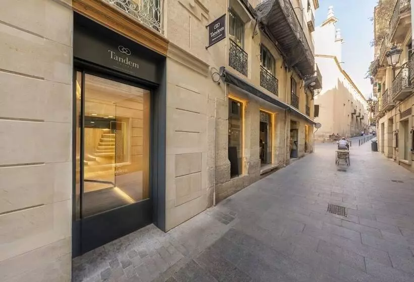 هتل Tandem Portico Alicante Suites