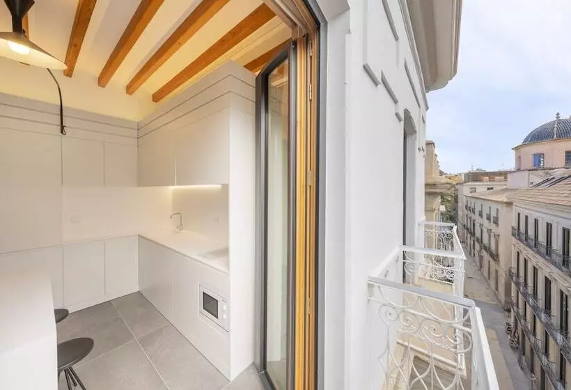 هتل Tandem Portico Alicante Suites