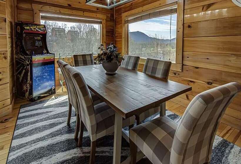 Moonlight Ridge #2632