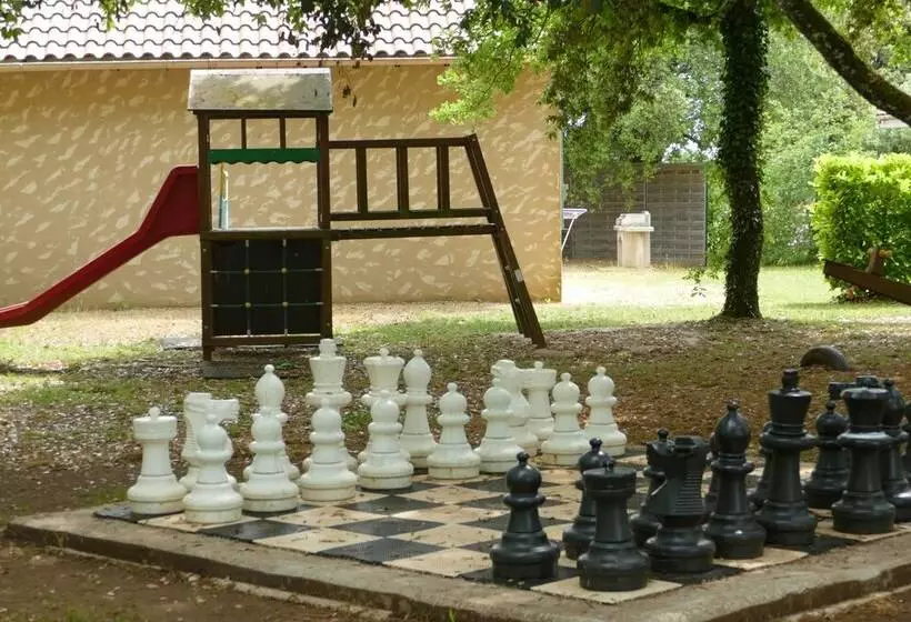 Lomakeskus Les Collines D Eyvigues