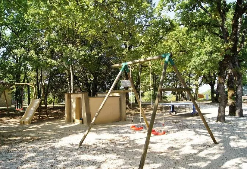 Lomakeskus Les Collines D Eyvigues