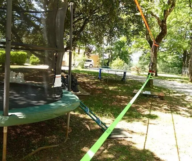 Lomakeskus Les Collines D Eyvigues