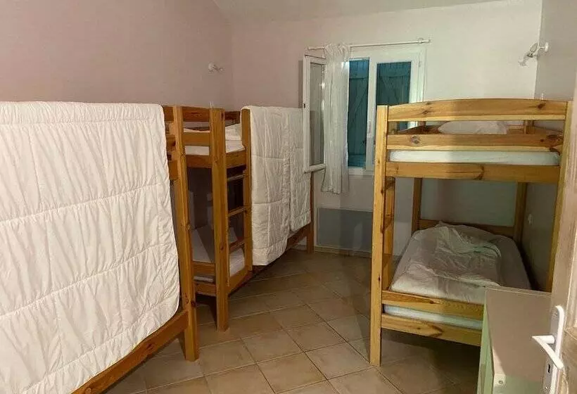 Lomakeskus Les Collines D Eyvigues