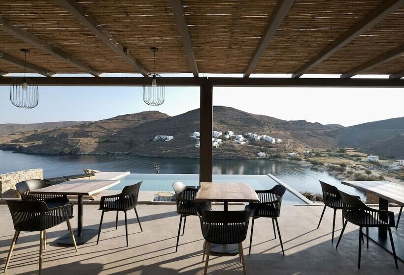 בית מלון כפרי Amal Kythnos Suites