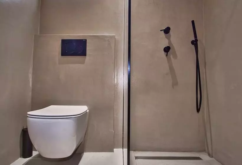 ホテル Amal Kythnos Suites