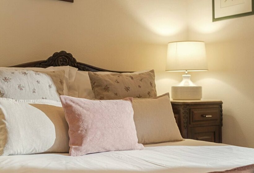 Family Vacations In The North, Casa Dos Terços