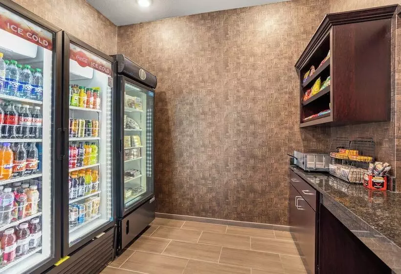 Cobblestone Hotel & Suites   De Pere Green Bay