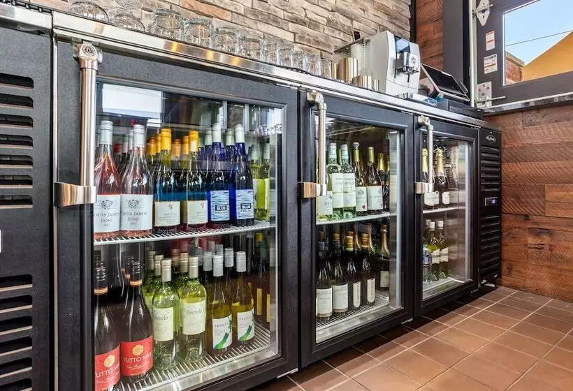 Cobblestone Hotel & Suites   De Pere Green Bay