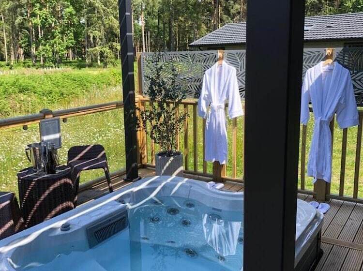 فندق Hollicarrs   The Rushes