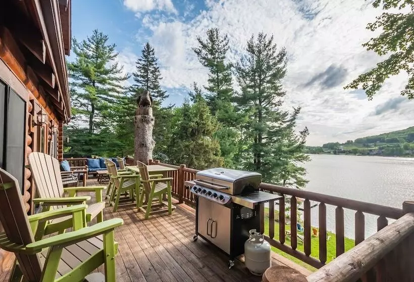 The Treehouse