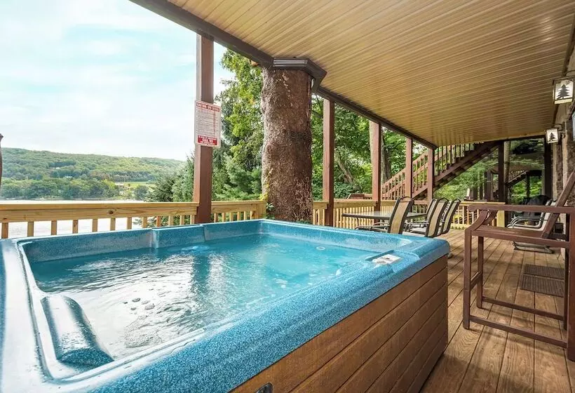 The Treehouse