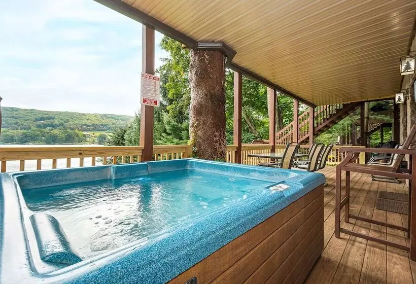 The Treehouse