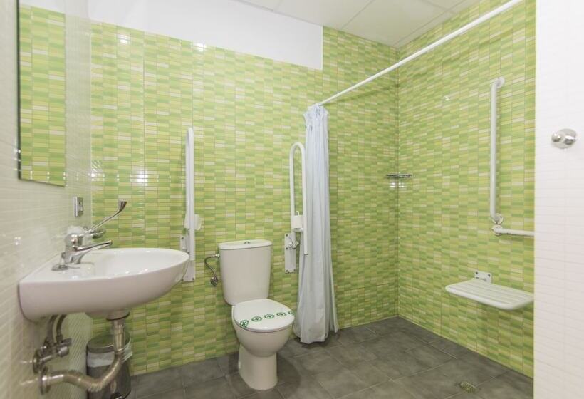 Albergue Inturjoven Algeciras Tarifa   Hostel