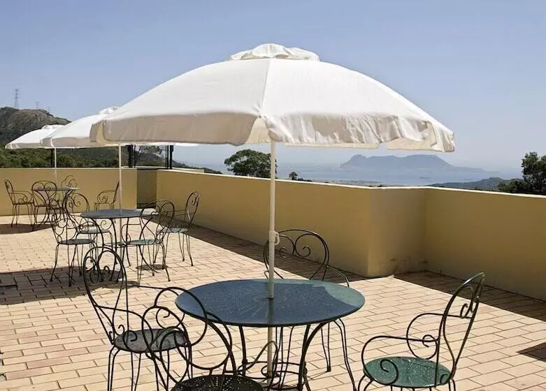 Albergue Inturjoven Algeciras Tarifa Hostel