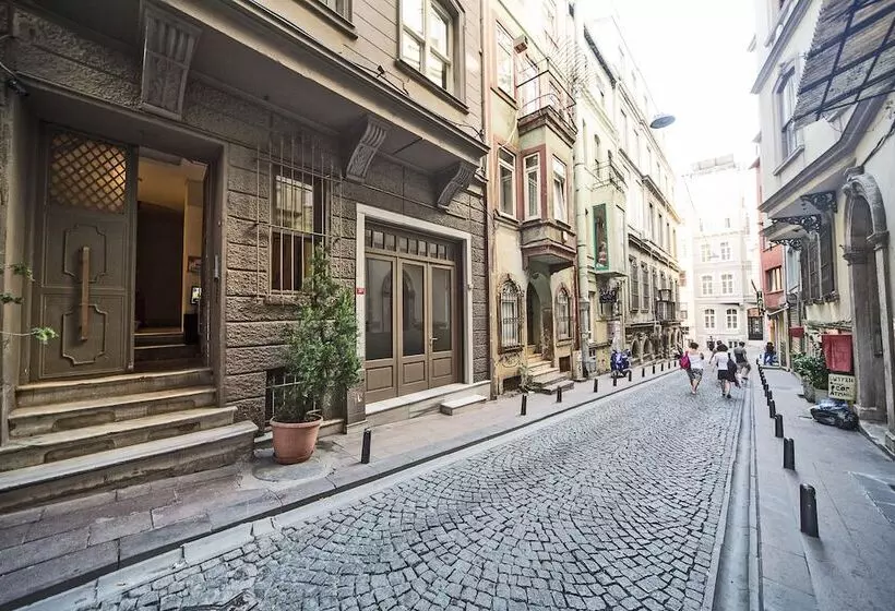 Galata Tower Vip Apartment Suites