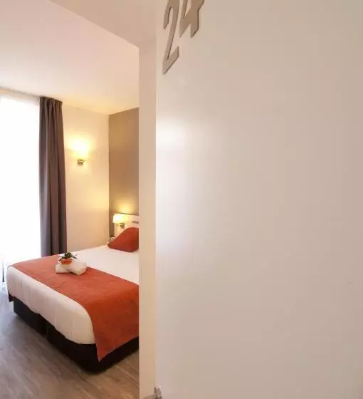 Hostal Live Barcelona