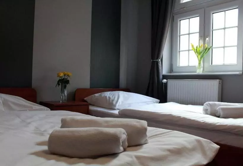 בית מלון כפרי Dworek Mitro