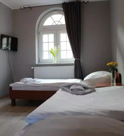 בית מלון כפרי Dworek Mitro