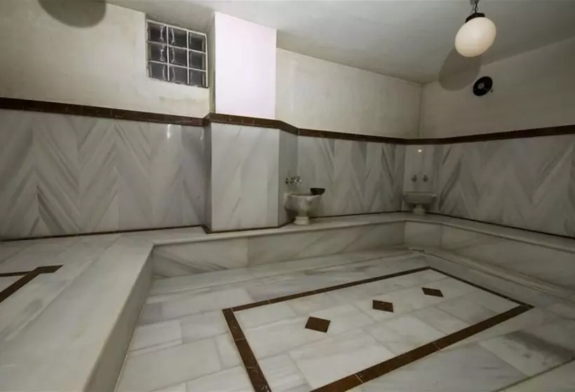 ホテル Grand Eyuboglu