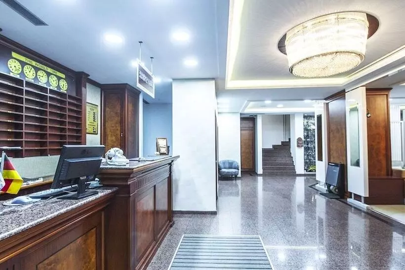 ホテル Grand Eyuboglu