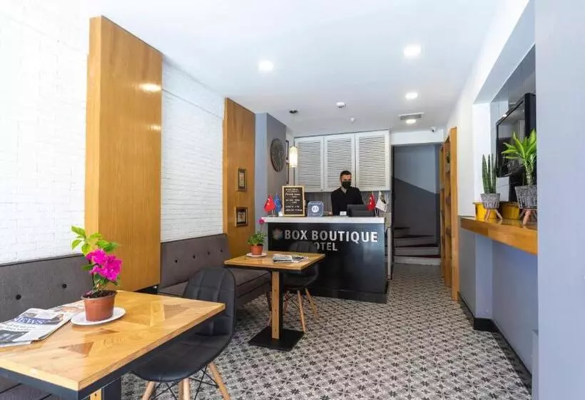 Hotelli Istanbul Box Boutique